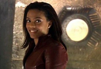 Freema Agyeman como Martha Jones